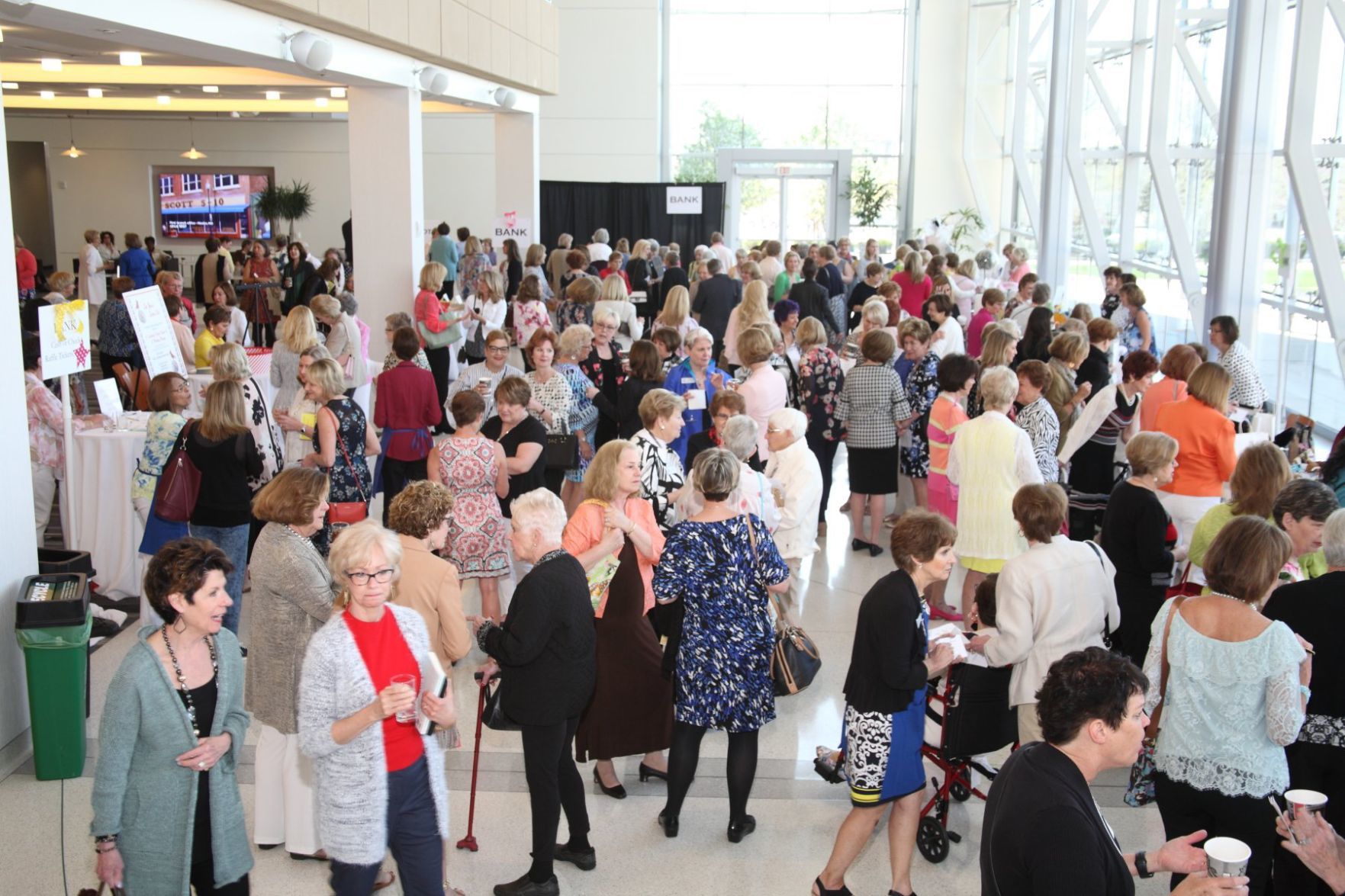 042818ALAuthorsBrunch_21.JPG